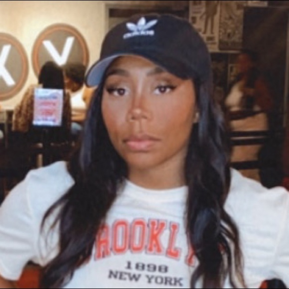 Meet your Posher, Ashley